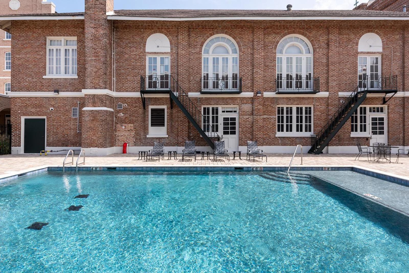 Bywater Suite Hotel นิวออร์ลีนส์ ภายนอก รูปภาพ